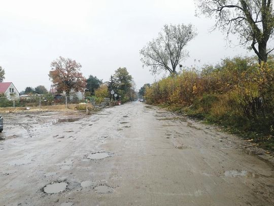 LEGIONOWO. Ulica Pileckiego do pilnego remontu