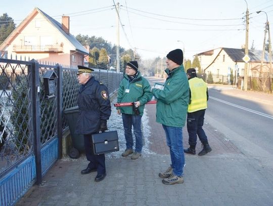 LEGIONOWO. Uważaj! Sprawdzają czym palisz...