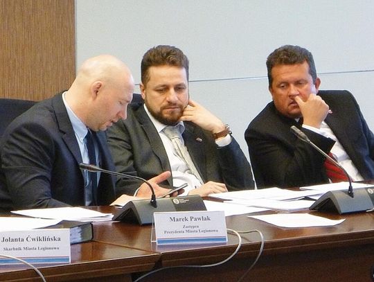 LEGIONOWO. Wojewoda miał wątpliwości do co prawidłowości uchwał