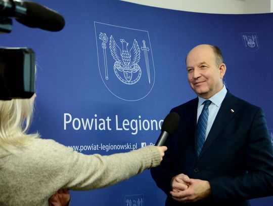 LEGIONOWO. Wojewoda w Przychodni na "górce" prezentował nowy sprzęt