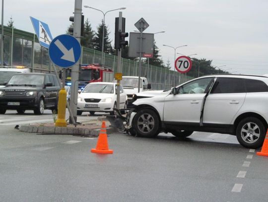 LEGIONOWO. Wypadek na skrzyżowaniu Warszawskiej i Zakopiańskiej