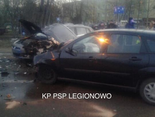 LEGIONOWO. Zderzenie dwóch pojazdów