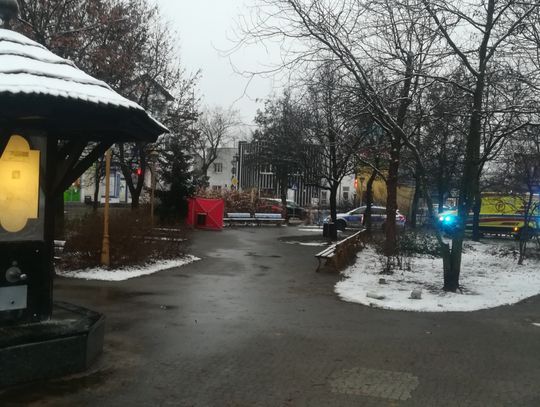 LEGIONOWO. Zwłoki przy wieży trafo na Rynku