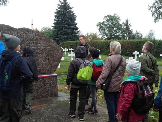 LEGIONOWSKI. Brązowa, srebrna i złota odznaka szlaku Polski Walczącej