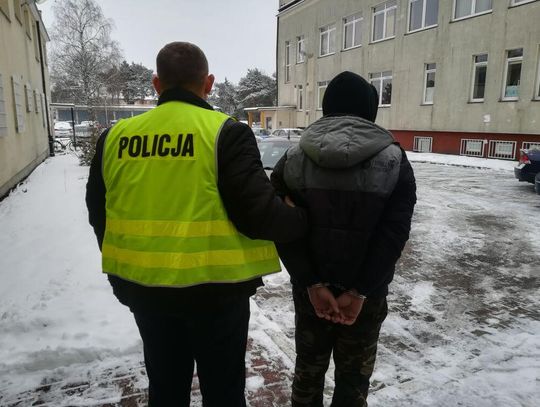 LEGIONOWSKI. Marihuana i metaamfetamina w ręku policji