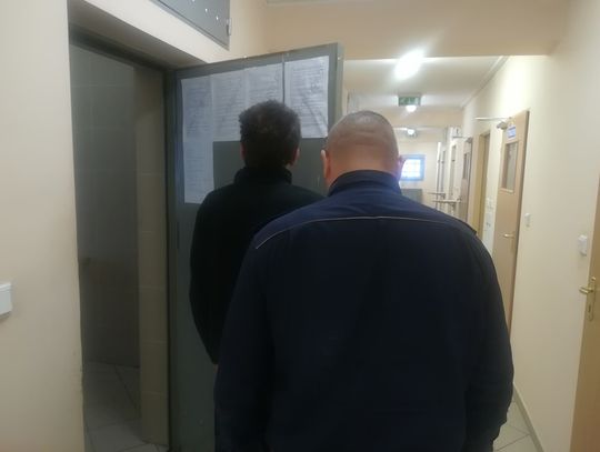 LEGIONOWSKI/NOWODWORSKI. Stalker próbował przekupić policjantów kolacją