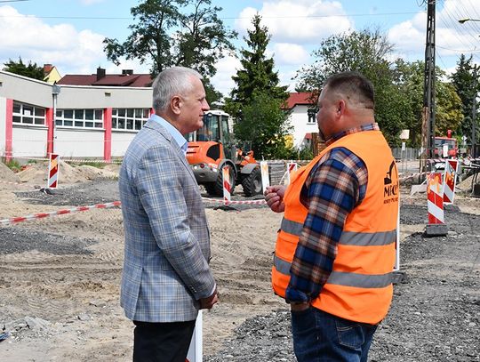 LEGIONOWSKI. Starosta i wicestarosta oceniają postępy prac