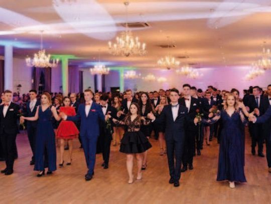 LEGIONOWSKI. Studniówka – to również łamanie prawa?