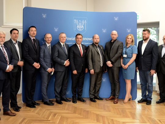 LEGIONOWSKI. Wiceminister Aktywów Państwowych Zbigniew Gryglas odwiedził starostwo