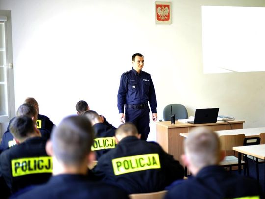 MICHAŁÓW-REGINÓW. Udarmeniona kradzież, przez policjanta z CSP