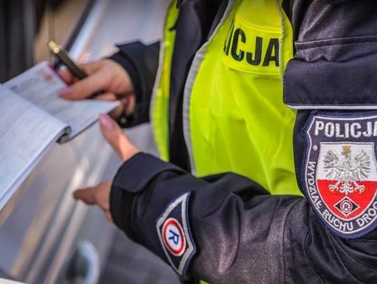 NIEPORĘT. 44-latka kierowała bez uprawnień, grozi jej 2 lata więzienia