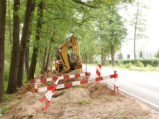 NIEPORĘT. Budują wodociągi