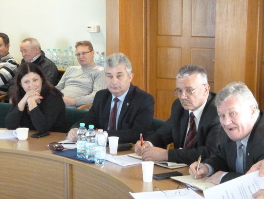 NIEPORĘT. Co z podwyżką podatków?