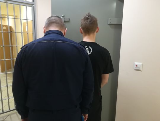 NIEPORĘT. Dla 8 puszek piwa, pobili pracownika sklepu