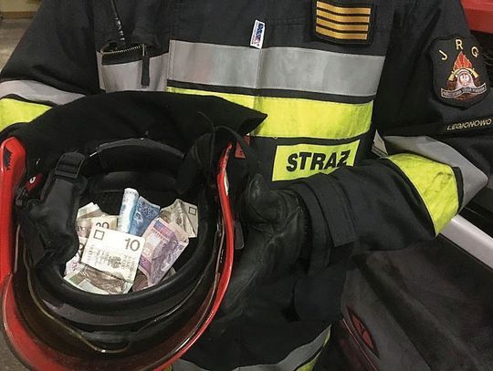NIEPORĘT. Dobrzy ludzie i jedna hiena