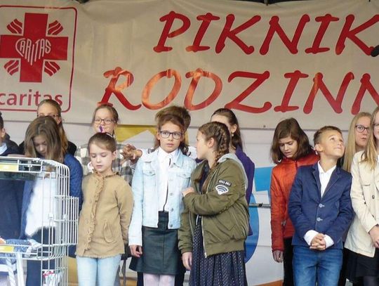 NIEPORĘT. Dotyk nieba i dar ludzkiego serca