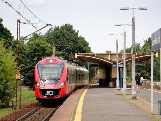 NIEPORĘT. Mieszkańcy jednak nie chcą zmian w kursowaniu linii SKM S40?