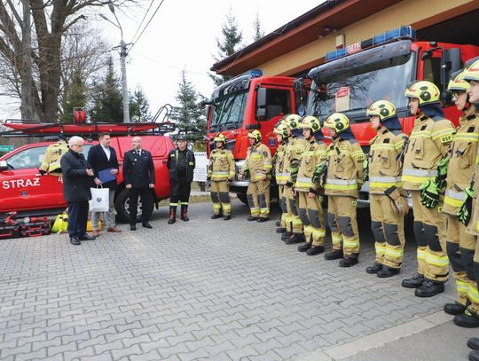 NIEPORĘT. Nowy sprzęt dla strażaków