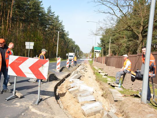 NIEPORĘT. Otwarcie drogi powiatowej z Białobrzegów do Beniaminowa