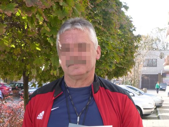 NIEPORĘT. Pijany radny spowodował wypadek, awanturował się i chciał wręczyć łapówkę