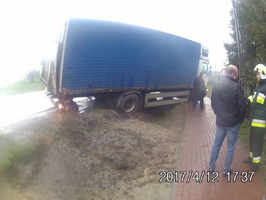 NIEPORĘT. Przez dwie godziny blokował ruch