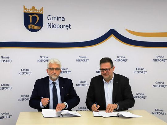 NIEPORĘT. Umowa na odbiór odpadów komunalnych podpisana