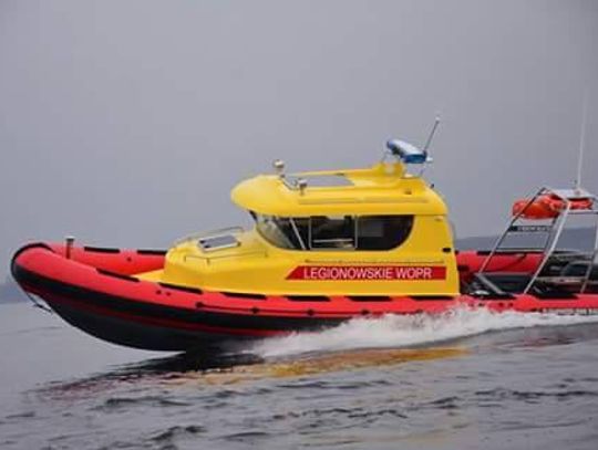 NIEPORĘT. Zderzenie skutera z motorówką