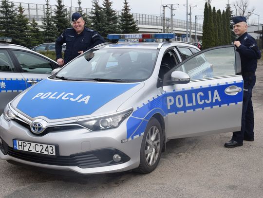 NOWY DWÓR MAZ. Przed dzielnicowymi ukrył się w łazience
