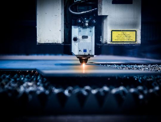 Obsługa lasera CNC – na czym polega?