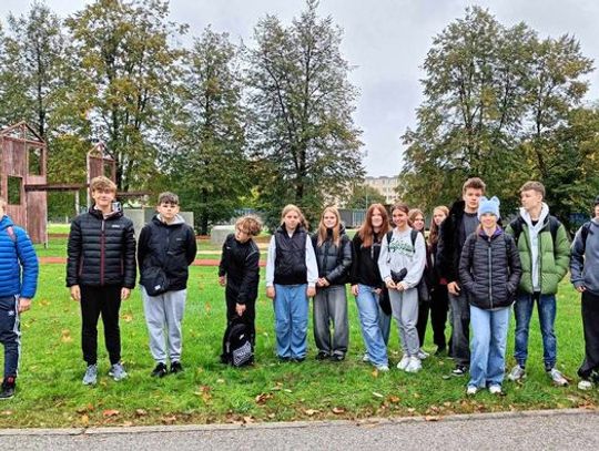 Pieszy Rajd Pamięci uczniów ze Szkoły Podstawowej w Zegrzu