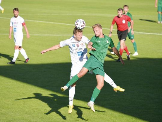 PIŁKA NOŻNA. Falstart. Legionovia – Świt Nowy Dwór Mazowiecki 0-3(0-2)