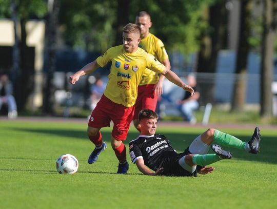 PIŁKA NOŻNA. Gorzki smak wygranej. Legionovia – Błonianka Błonie 2-1 (0-1)