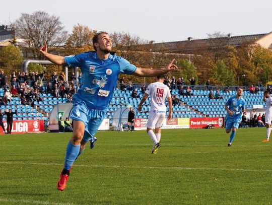 PIŁKA NOŻNA. Jedenaste. Błękitni Stargard – Legionovia 2-1(1-0)