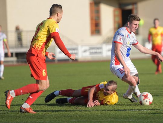 PIŁKA NOŻNA. Nie ma kim straszyć -  Znicz Pruszków - Legionovia 1-0 (0-0)