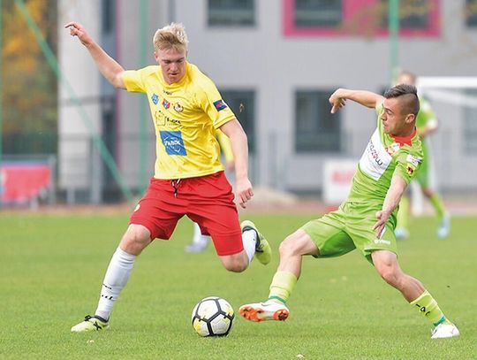 PIŁKA NOŻNA. Skuteczność na szóstkę! - Lechia Tomaszów Mazowiecki – Legionovia 1-6 (0-4)