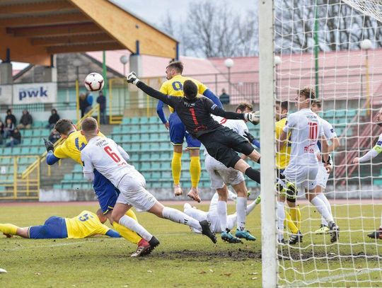 PIŁKA NOŻNA. Wiosenny falstart - Legionovia – Unia Skierniewice 0-1(0-0)