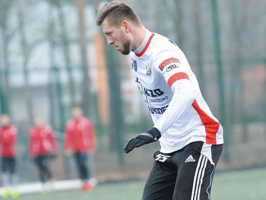 PIŁKA NOŻNA. Wysoko i obiecująco
