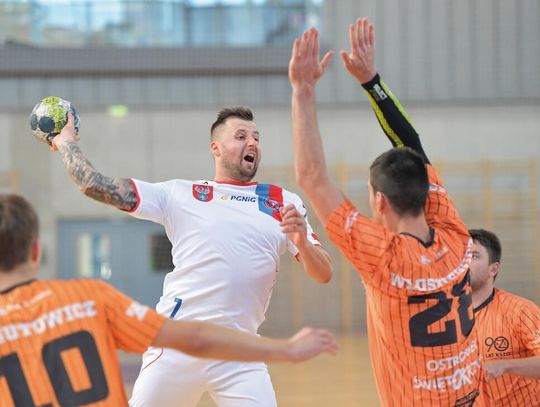PIŁKA RĘCZNA. Drugi mecz, pierwsza wygrana - KPR Legionowo – KSZO Odlewnia Ostrowiec Św. 32-23 (14-10)
