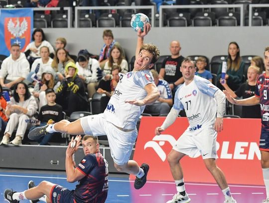 PIŁKA RĘCZNA. Festiwal strzelecki w Ostrowie. ARGED Ostrovia Ostrów Wlkp. – Zepter KPR Legionowo 39:33 (17:17)