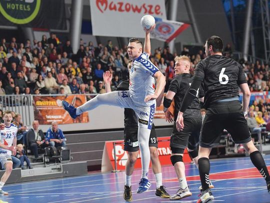 PIŁKA RĘCZNA. Wygrali, awansowali! KPR Legionowo – Nielba Wągrowiec 36-21(22-7)