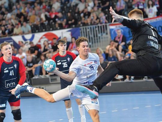 PIŁKA RĘCZNA. Zabrakło niewiele. Grupa Azoty Unia Tarnów – Zepter KPR Legionowo 32-29 (19-15)