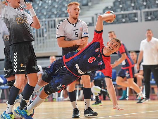PIŁKA RĘCZNA. Zaczęli od zwycięstwa. KPR Legionowo – AZS UJK Kielce 33-31(18-19)