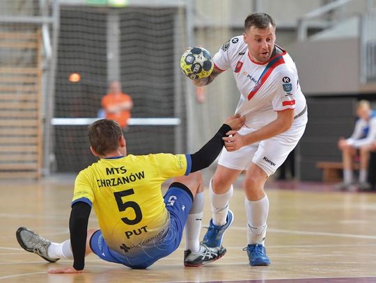 PIŁKA RĘCZNA. Zwycięstwo po karnych - MTS Chrzanów – KPR Legionowo 26-26 (13-11)