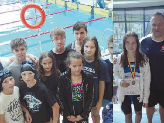 PŁYWANIE. Emilka na podium