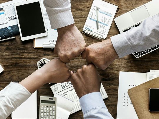 Podpis elektroniczny w branży nieruchomości - co warto wiedzieć?