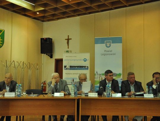 POWIAT. Energia odnawialna i biznes