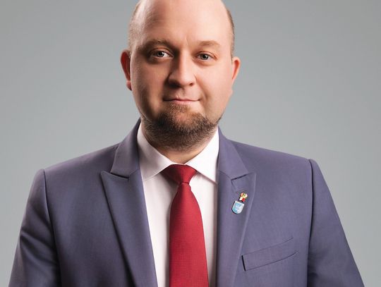 POWIAT. Konsekwencje sprzeniewierzenia się radnych: Wezwanie do złożenia mandatów