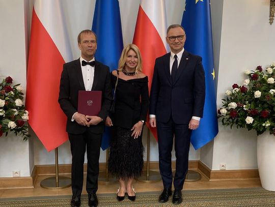 Prezydent RP Andrzej Duda wręczył dyplom nominacyjny na profesora Robertowi Gajdzie