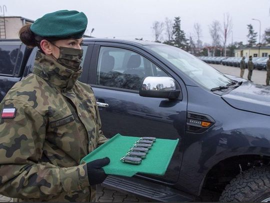 Prywatne samochody powołują do wojska