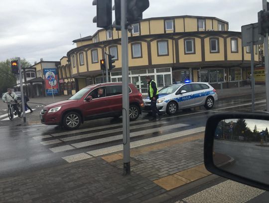 Radiowóz wjechał w tył VW